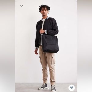 BÉIS North to South Tote in Black